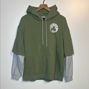 Fanatics BostonCeltics Elements sleek pullover hoodies